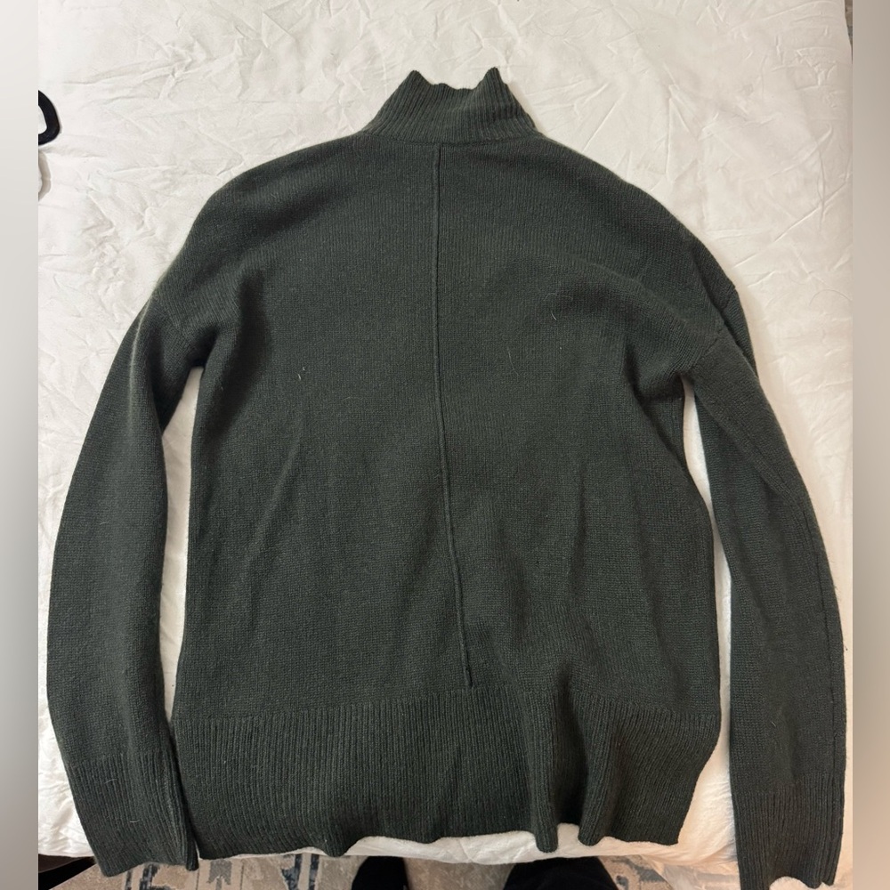 Theory Cashmere Slouchy Turtleneck - Picture 6 of 6